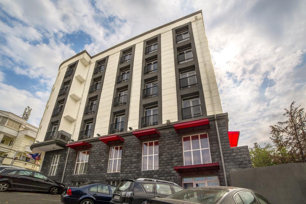 Hotel Grand Palace Tbilisi Esterno foto