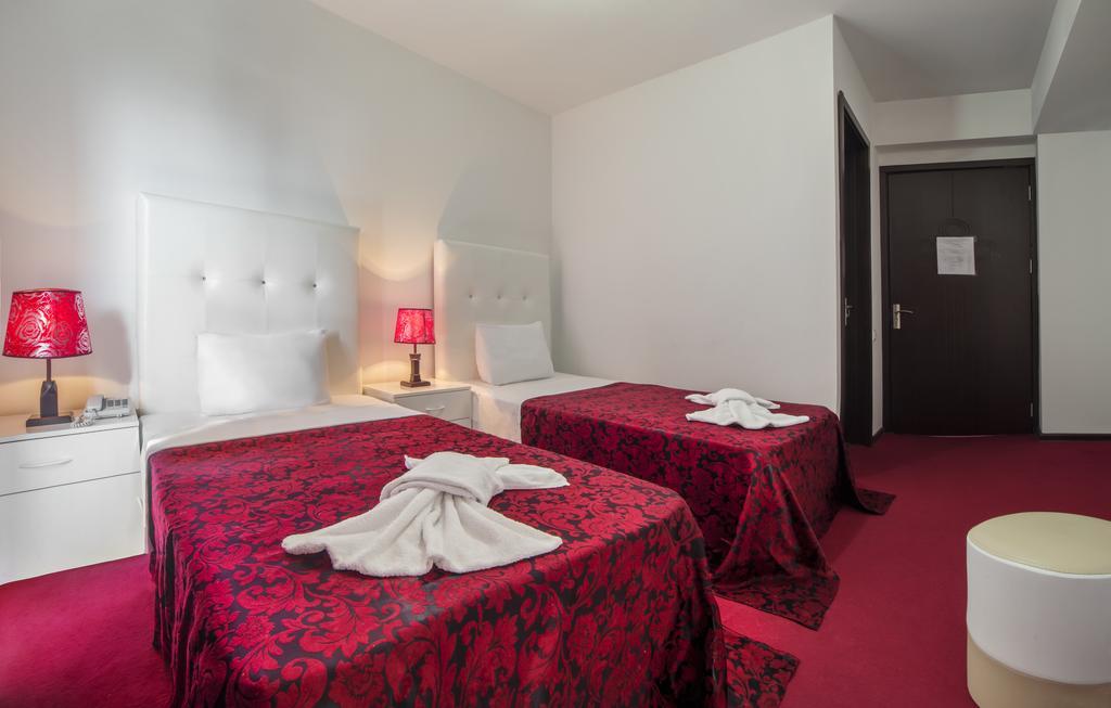Hotel Grand Palace Tbilisi Esterno foto